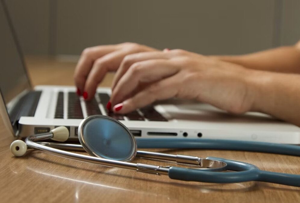 Non-respect des préconisations du médecin du travail : l’employeur doit désormais indemniser le salarié