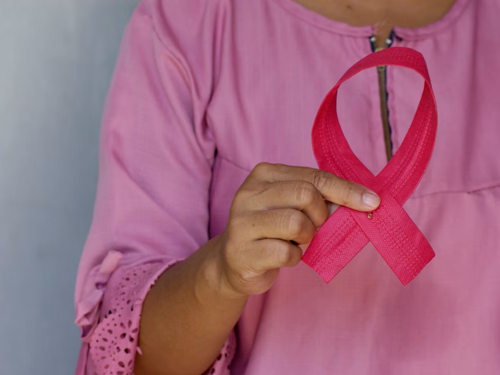 Cancer du sein et retour au travail d’une salariée après un arrêt maladie